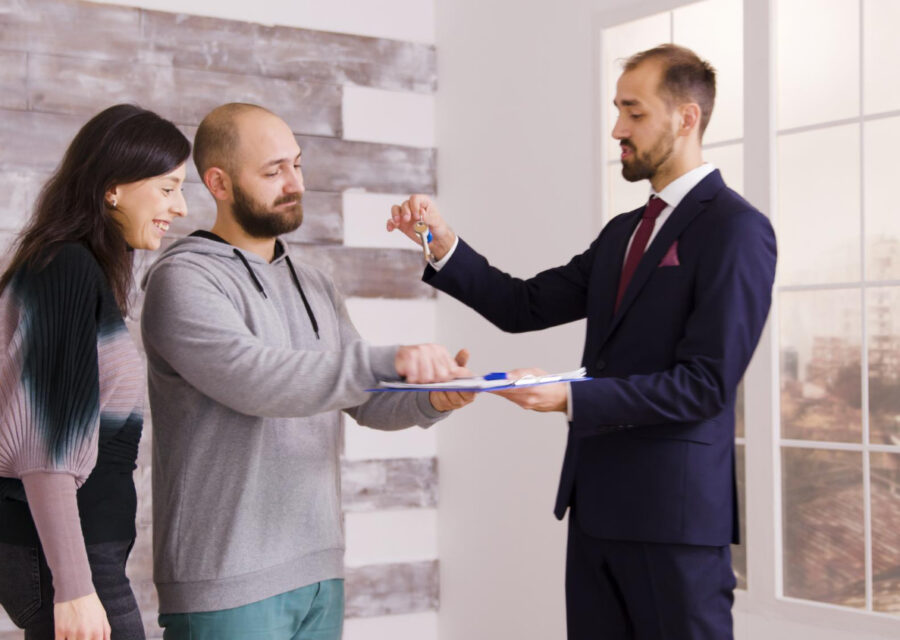Commercial Real Estate Broker